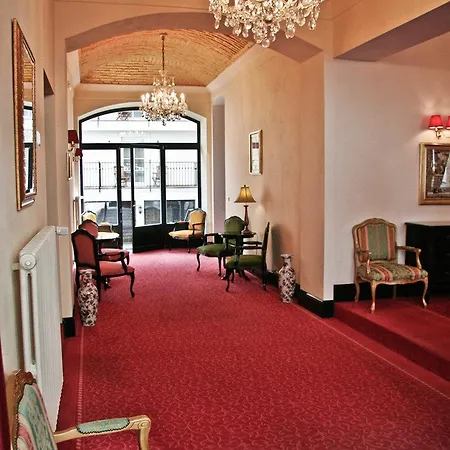 Angelis 4* Prag