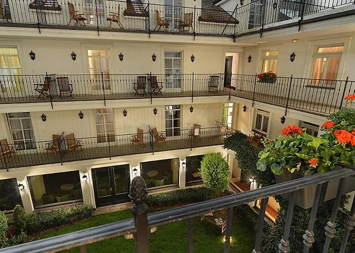 Angelis Hotel 4*