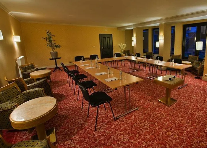 Angelis Hotel 4*