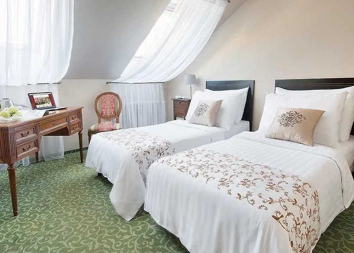Angelis Hotel 4*