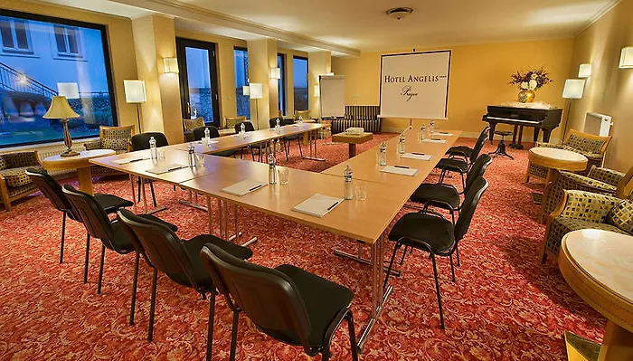 Angelis Hotell 4*